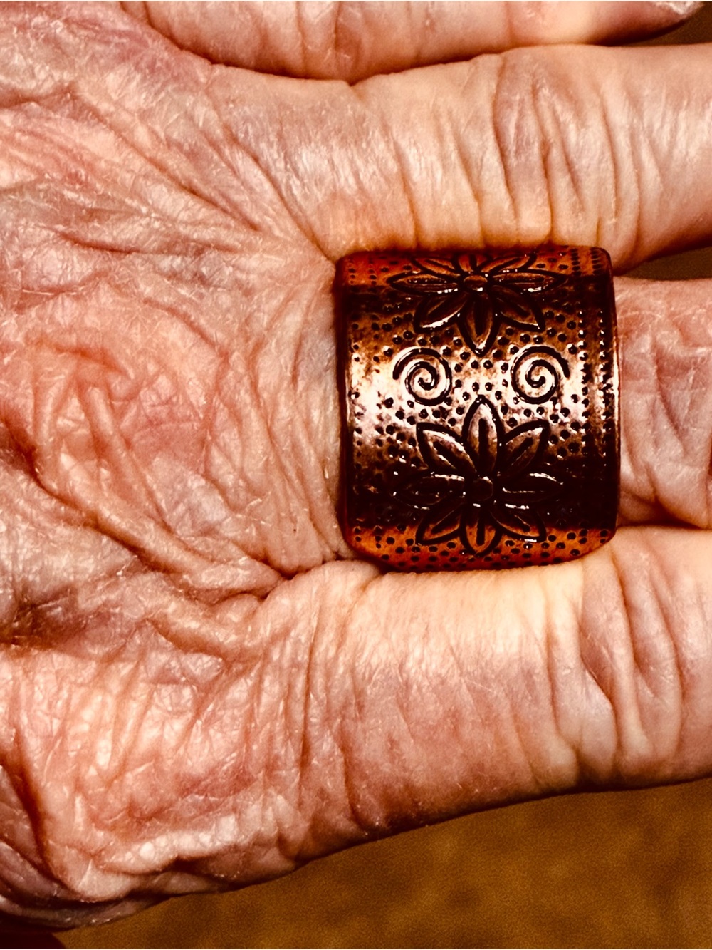 Wide Copper Floral Pattern Stretch Ring - Rustic Brown Tone